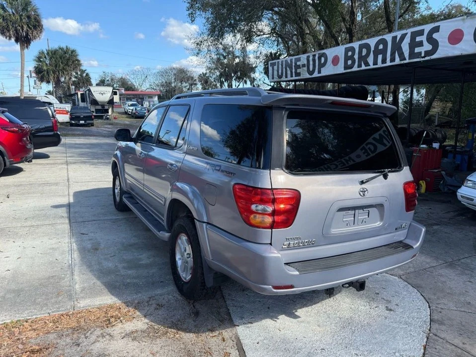 2002 Toyota Sequoia 1st Gen - Image 7 of 13