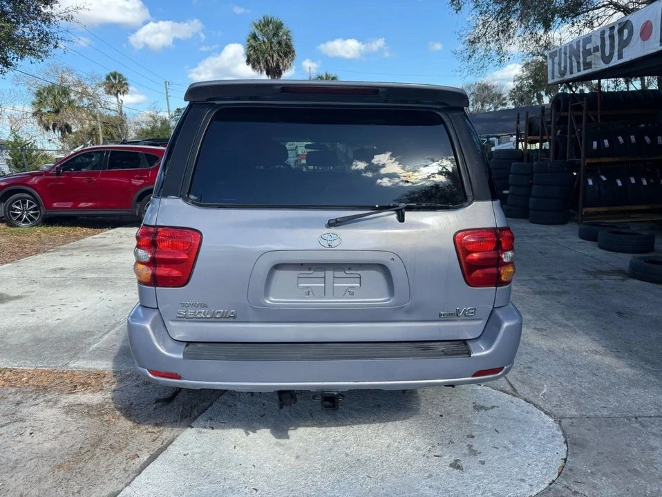 2002 Toyota Sequoia 1st Gen - Image 6 of 13