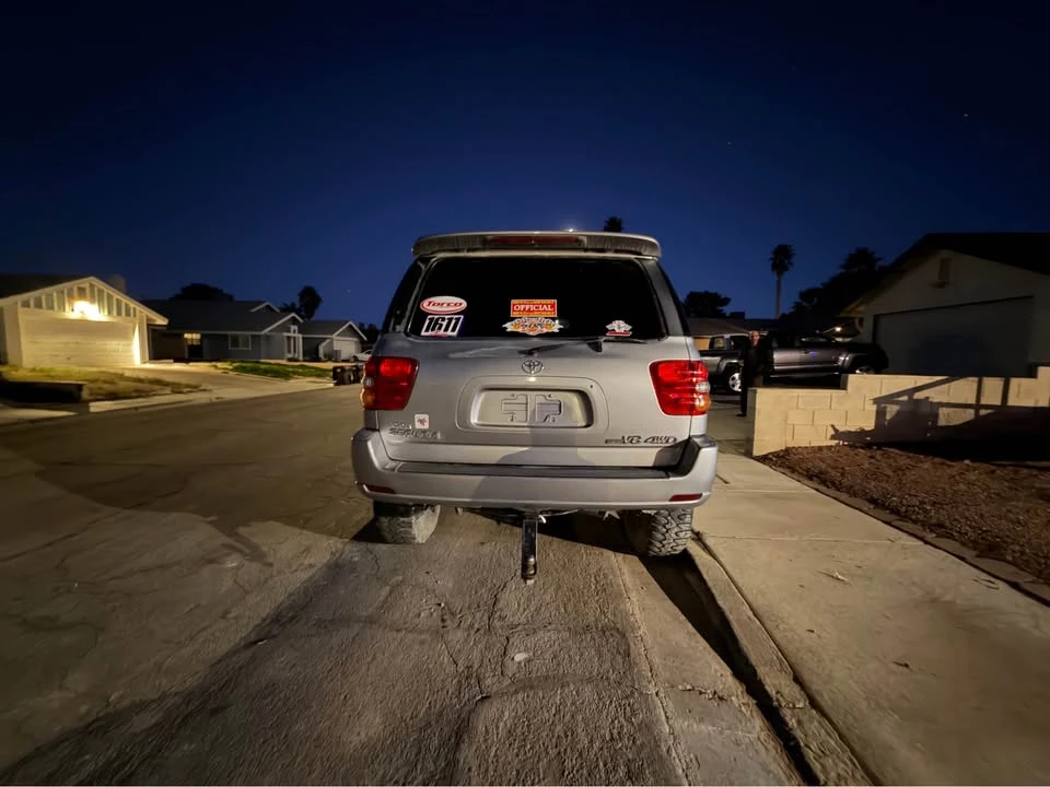 2002 Toyota Sequoia 1st Gen - Image 5 of 9