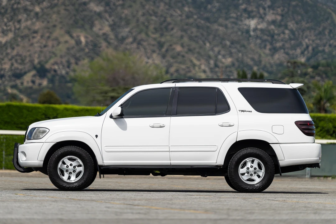 2002 Toyota Sequoia 1st Gen - Image 6 of 31