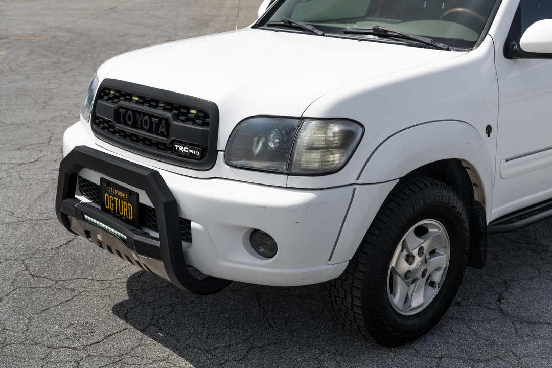 2002 Toyota Sequoia 1st Gen - Image 11 of 31