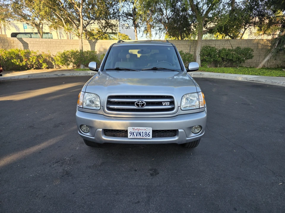2002 Toyota Sequoia 1st Gen - Image 10 of 31