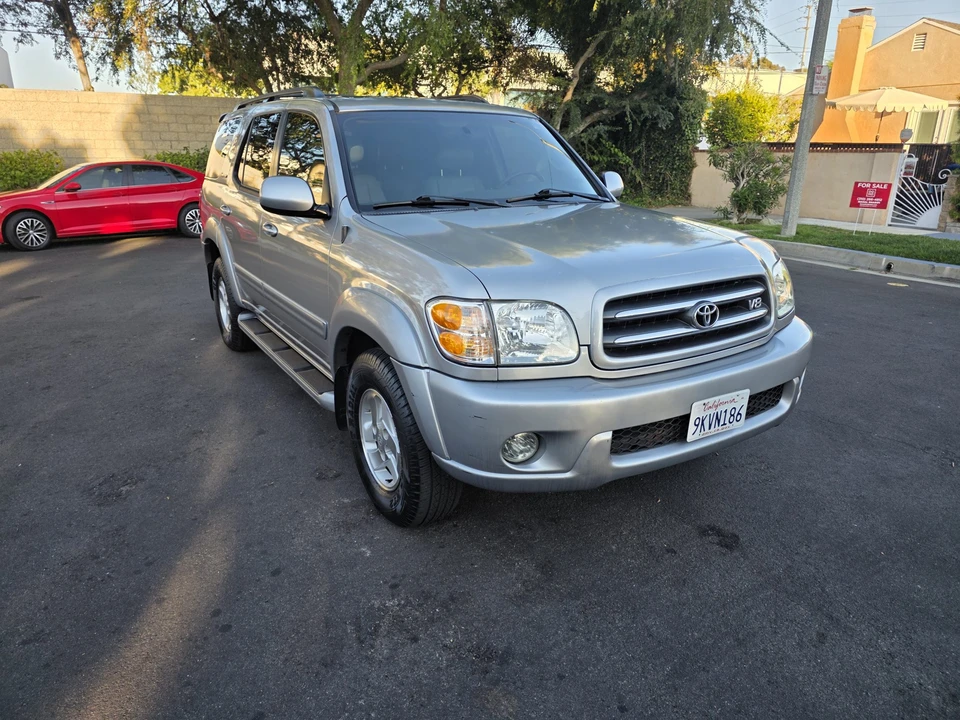 2002 Toyota Sequoia 1st Gen - Image 24 of 31
