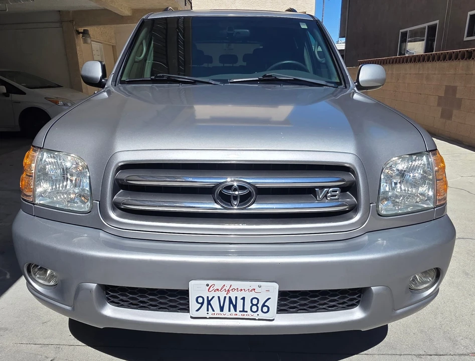 2002 Toyota Sequoia 1st Gen - Image 21 of 31
