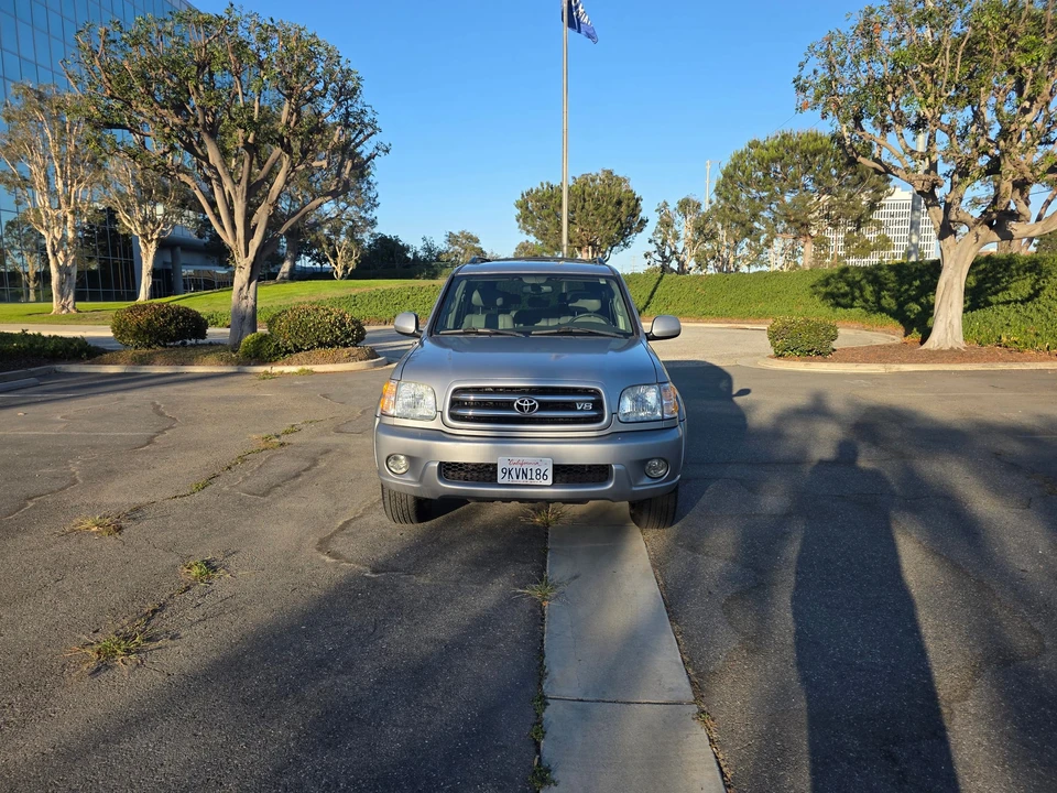 2002 Toyota Sequoia 1st Gen - Image 20 of 31