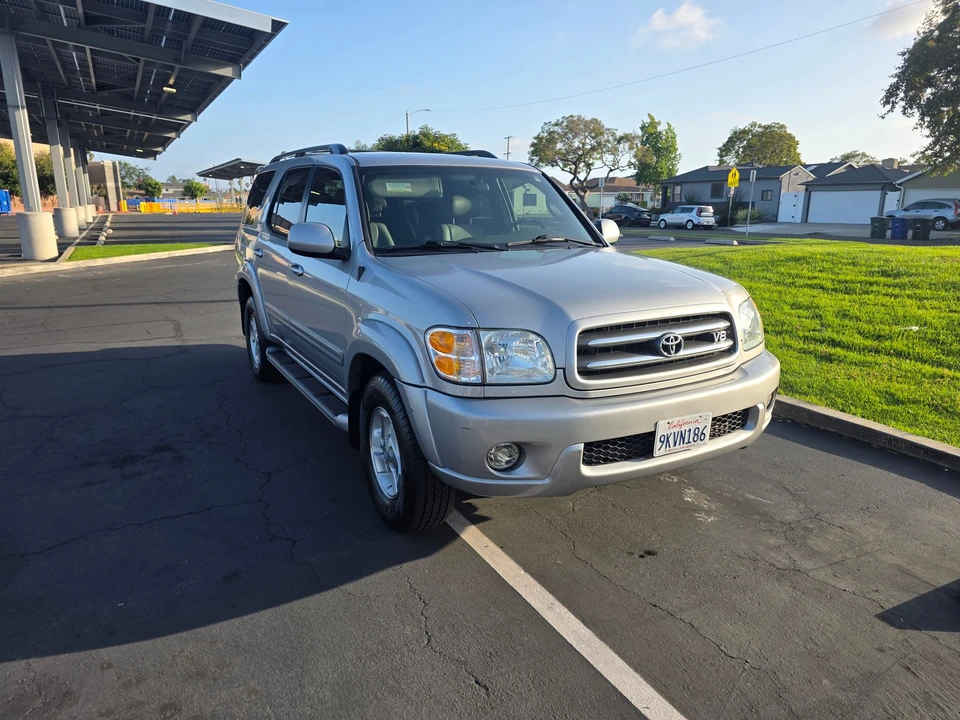 2002 Toyota Sequoia 1st Gen - Image 28 of 31