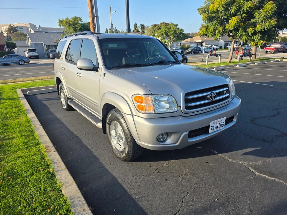 2002 Toyota Sequoia 1st Gen - Image 27 of 31
