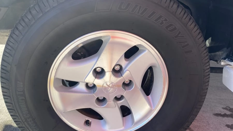 2002 Toyota Sequoia 1st Gen - Image 14 of 19