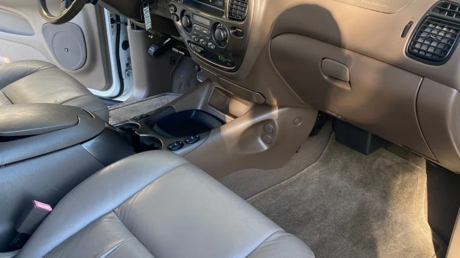 2002 Toyota Sequoia 1st Gen - Image 4 of 19