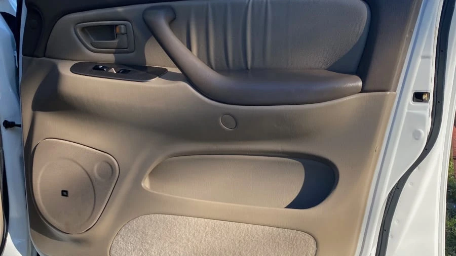 2002 Toyota Sequoia 1st Gen - Image 7 of 19