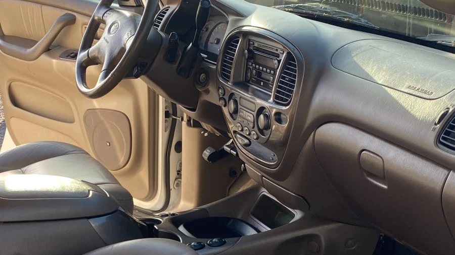 2002 Toyota Sequoia 1st Gen - Image 5 of 19