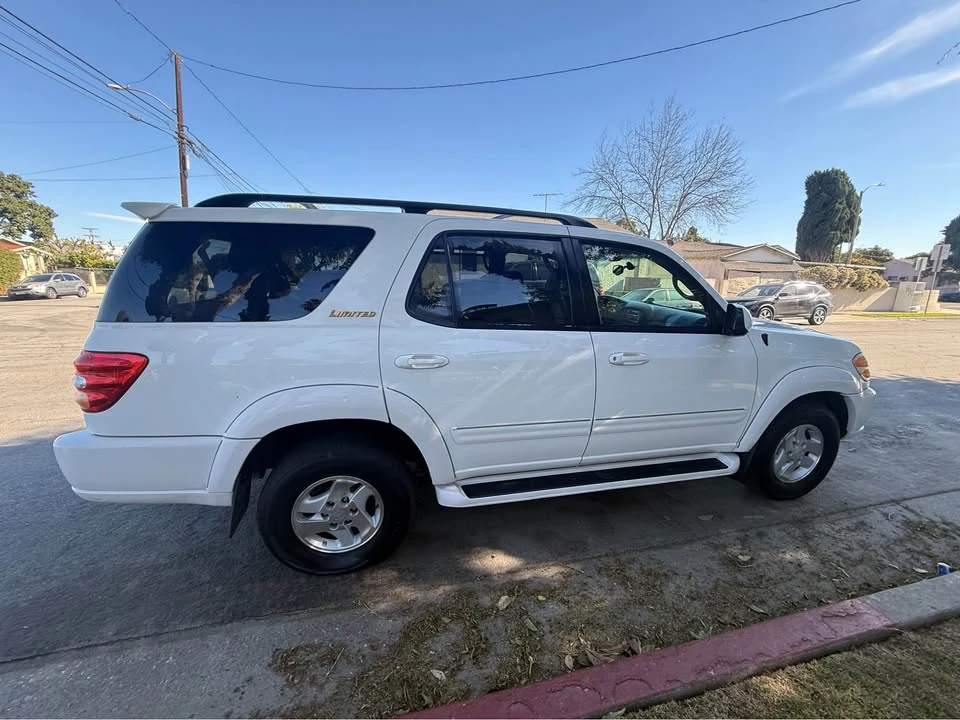 2002 Toyota Sequoia 1st Gen - Image 3 of 15