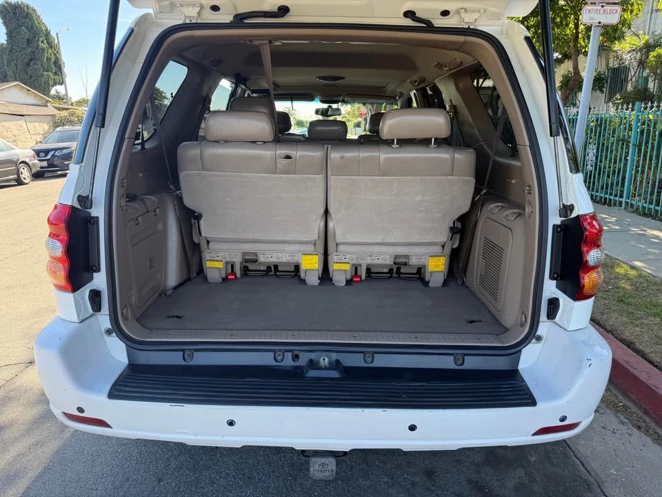 2002 Toyota Sequoia 1st Gen - Image 12 of 15