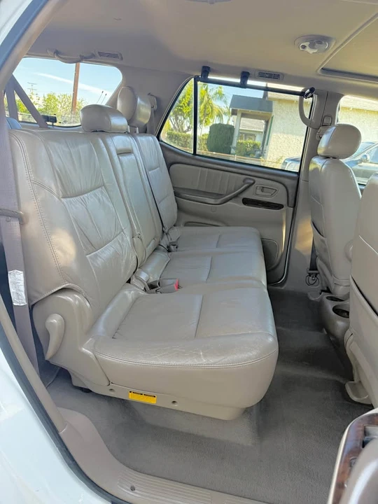 2002 Toyota Sequoia 1st Gen - Image 10 of 15