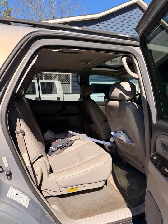 2002 Toyota Sequoia 1st Gen - Image 3 of 6