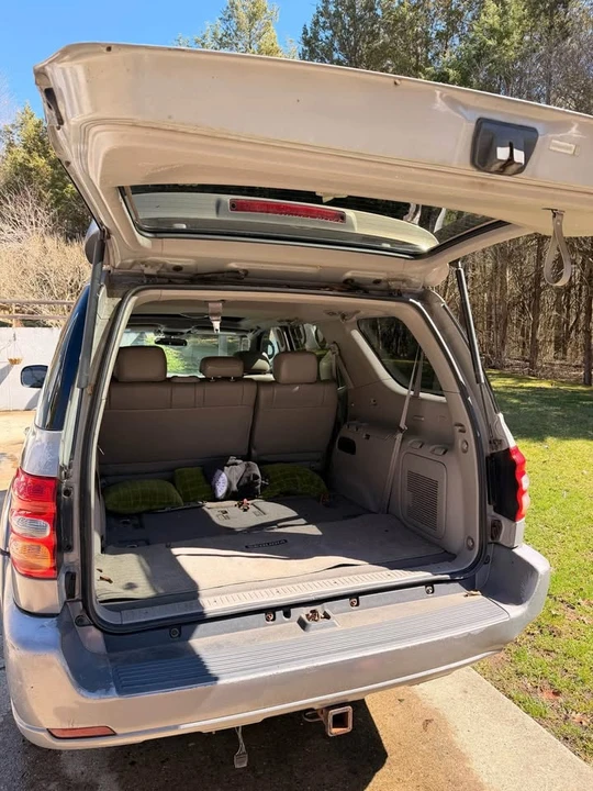 2002 Toyota Sequoia 1st Gen - Image 5 of 6