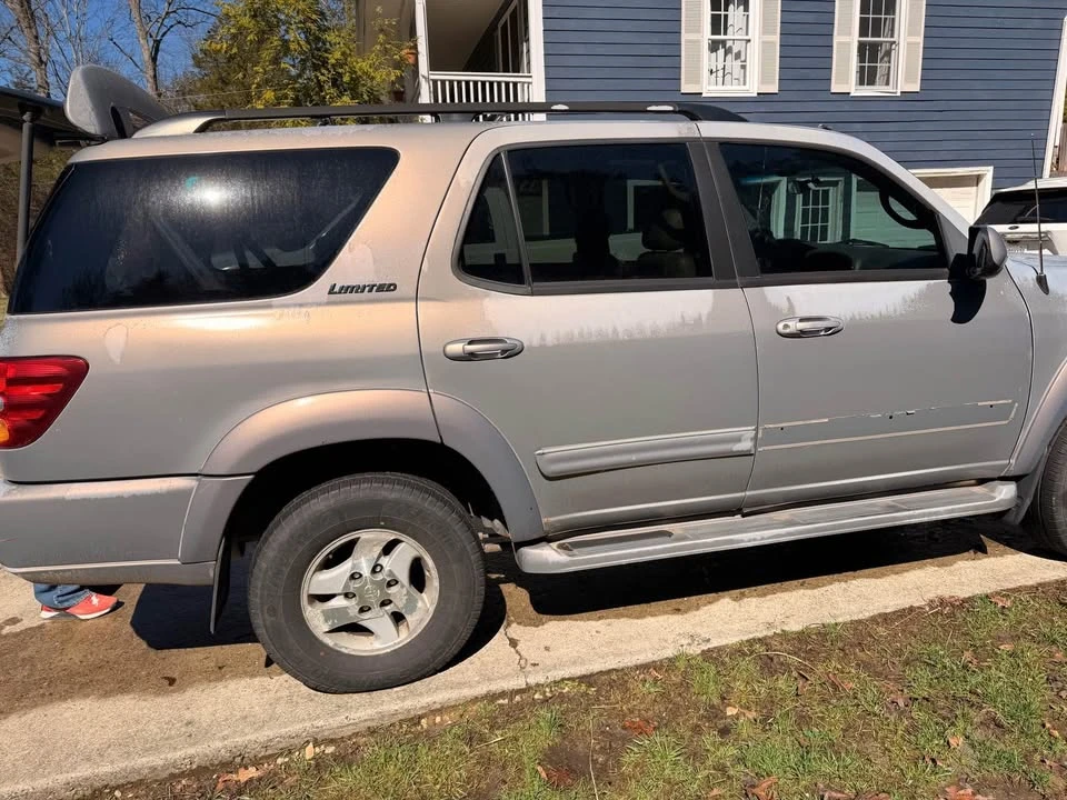 2002 Toyota Sequoia 1st Gen - Image 4 of 6