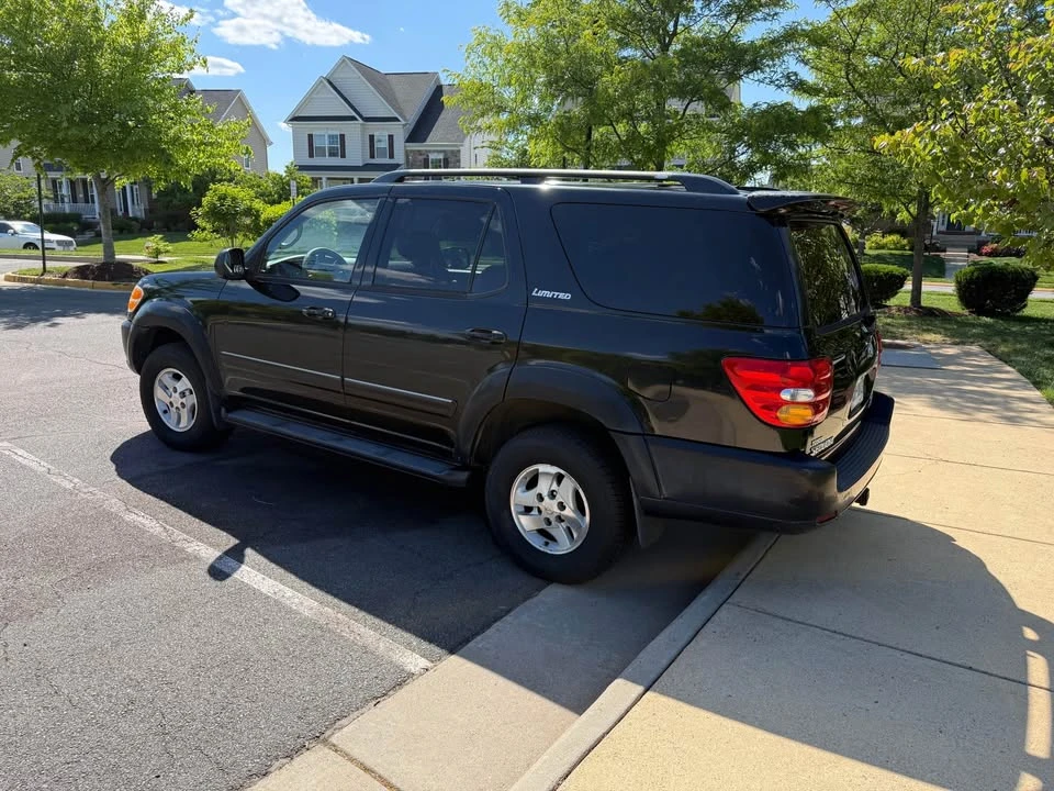 2002 Toyota Sequoia 1st Gen - Image 2 of 15