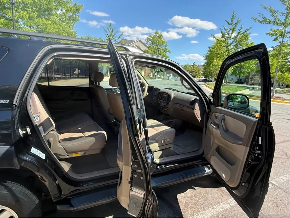 2002 Toyota Sequoia 1st Gen - Image 9 of 15