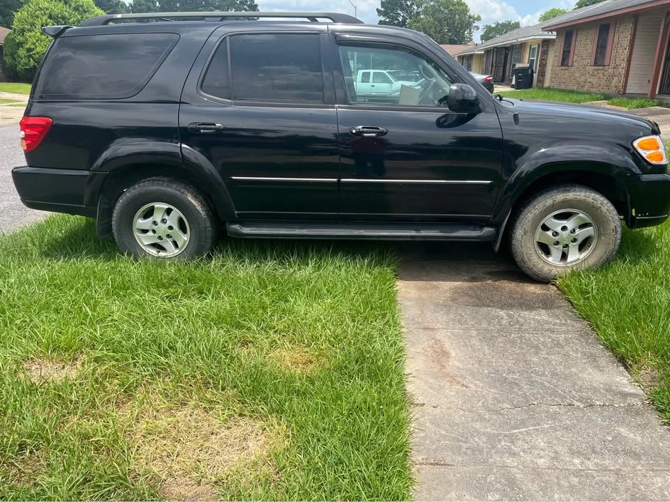 2002 Toyota Sequoia 1st Gen - Image 3 of 3