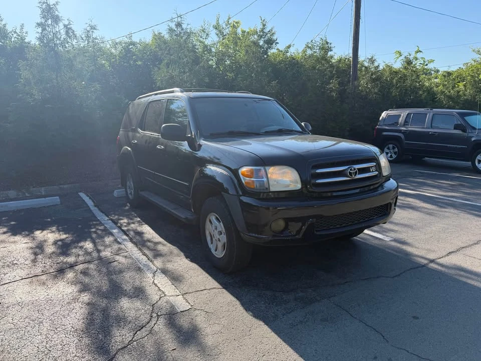 2002 Toyota Sequoia 1st Gen - Image 2 of 9