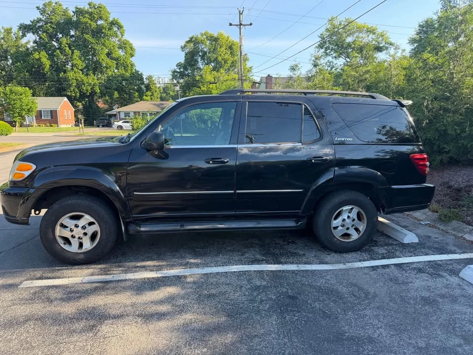 2002 Toyota Sequoia 1st Gen - Image 3 of 9