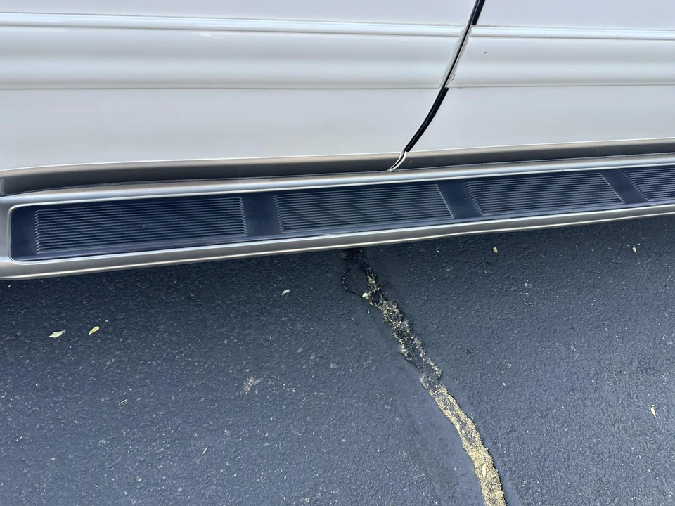 2002 Toyota Sequoia 1st Gen - Image 17 of 31