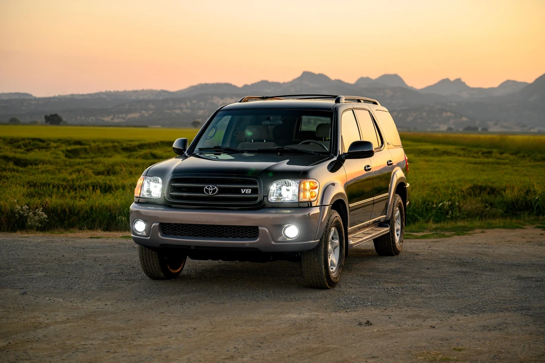 2002 Toyota Sequoia 1st Gen - Image 12 of 31