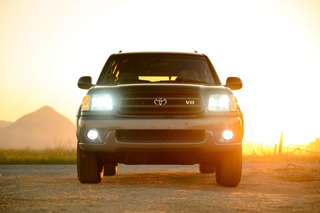 2002 Toyota Sequoia 1st Gen - Image 9 of 31