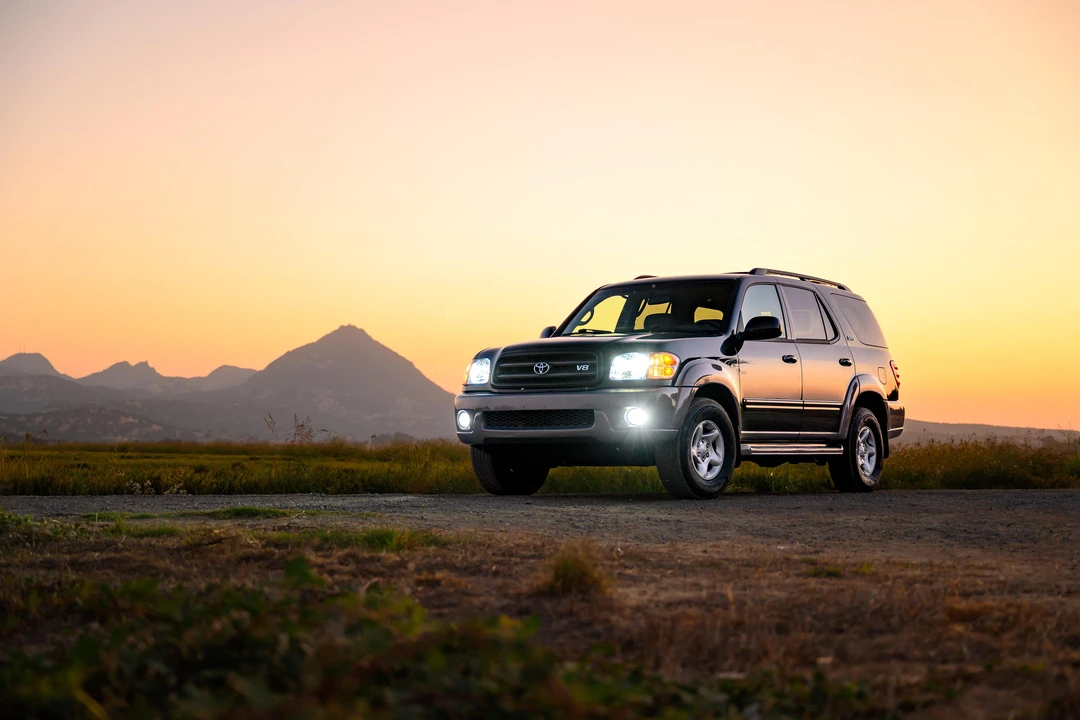 2002 Toyota Sequoia 1st Gen - Image 16 of 31