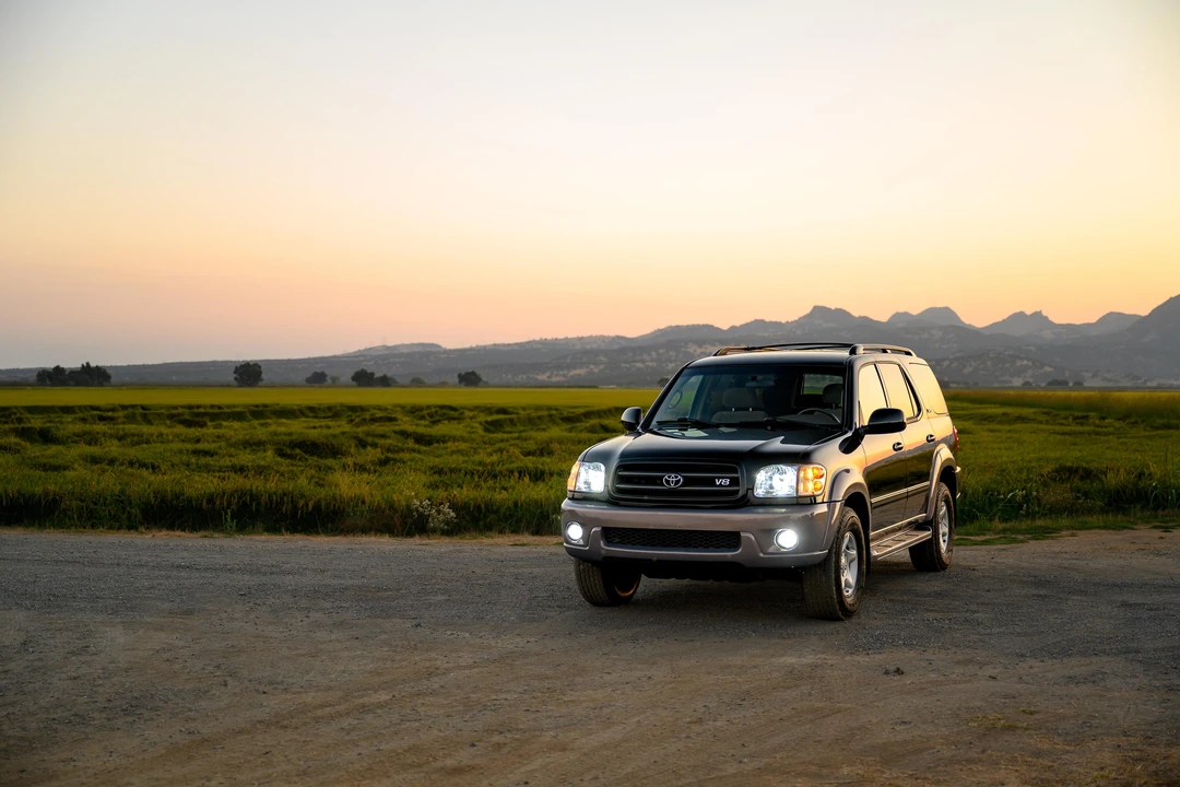 2002 Toyota Sequoia 1st Gen - Image 10 of 31
