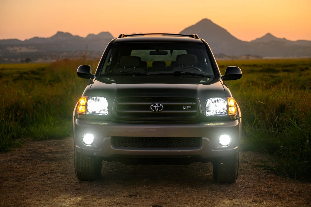2002 Toyota Sequoia 1st Gen - Image 8 of 31