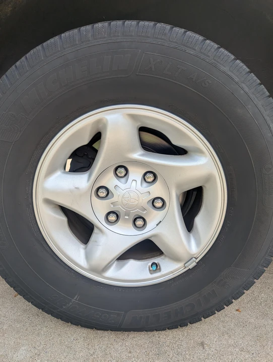 2002 Toyota Sequoia 1st Gen - Image 29 of 31