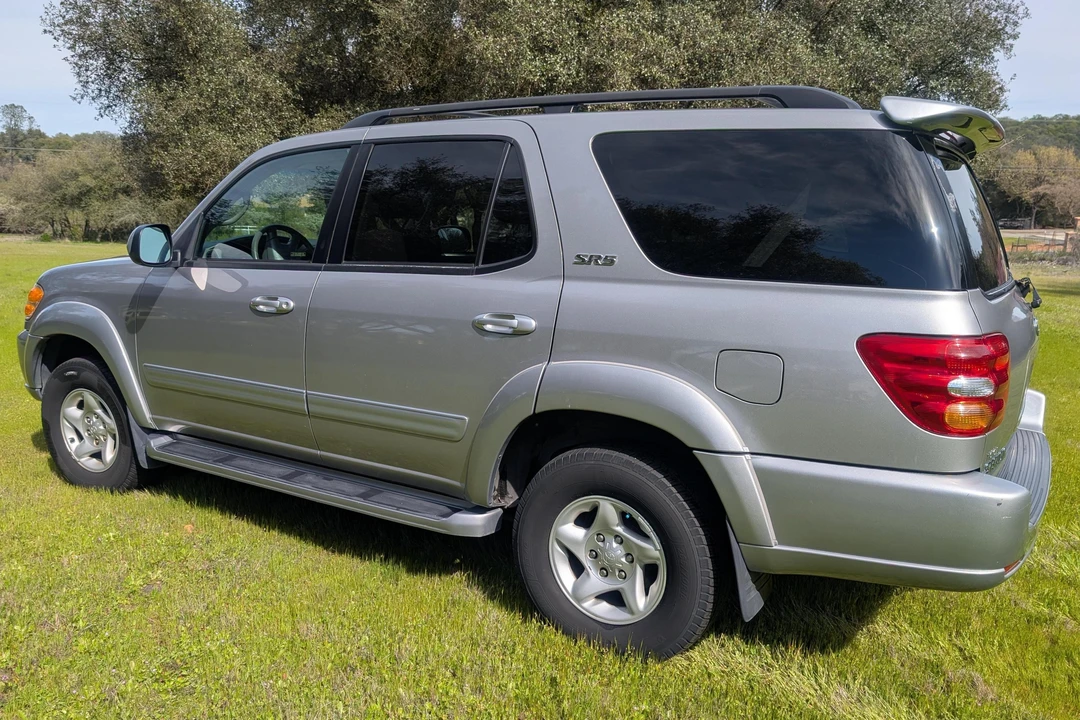2002 Toyota Sequoia 1st Gen - Image 4 of 31