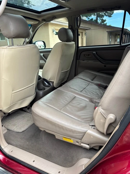 2002 Toyota Sequoia 1st Gen - Image 6 of 8