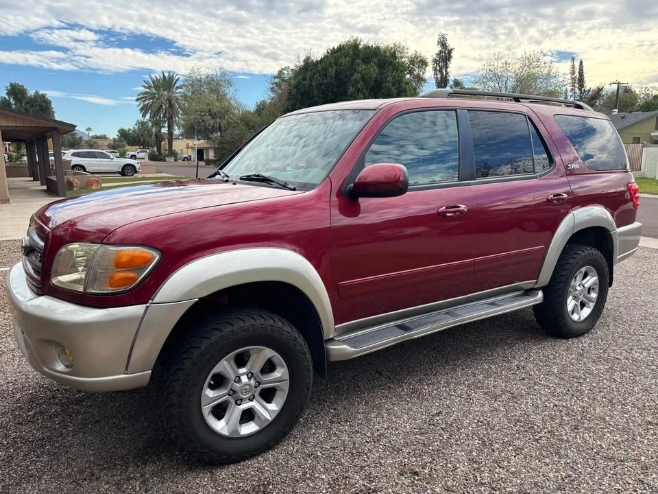 2002 Toyota Sequoia 1st Gen - Image 2 of 8