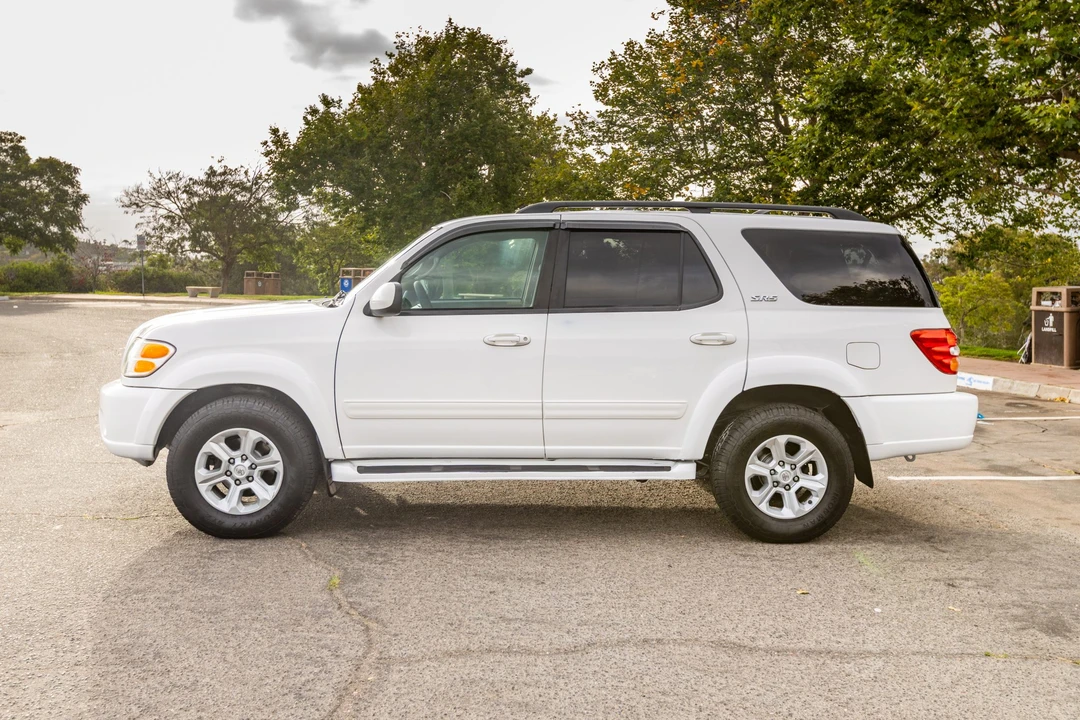 2002 Toyota Sequoia 1st Gen - Image 4 of 31