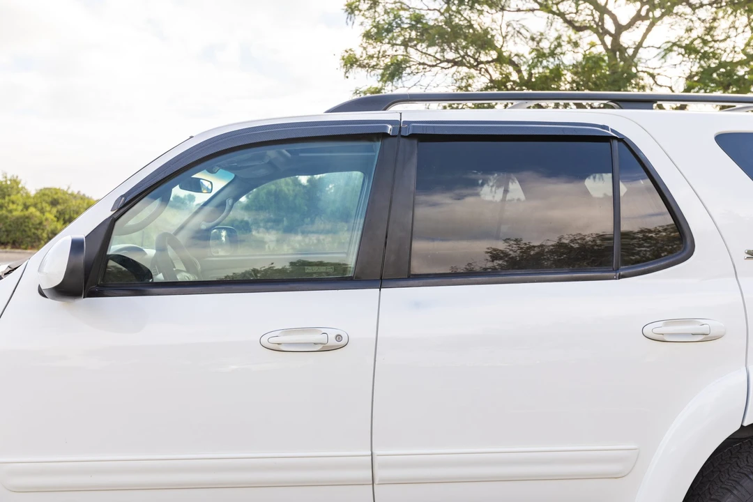 2002 Toyota Sequoia 1st Gen - Image 28 of 31