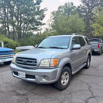 2002 Toyota Sequoia SR5