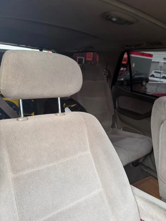 2002 Toyota Sequoia 1st Gen - Image 7 of 8
