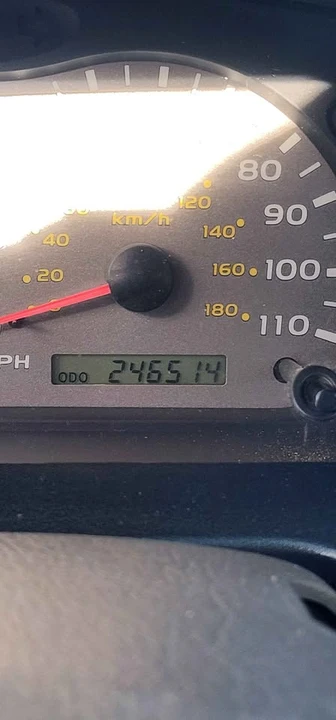 2002 Toyota Sequoia 1st Gen - Image 10 of 10