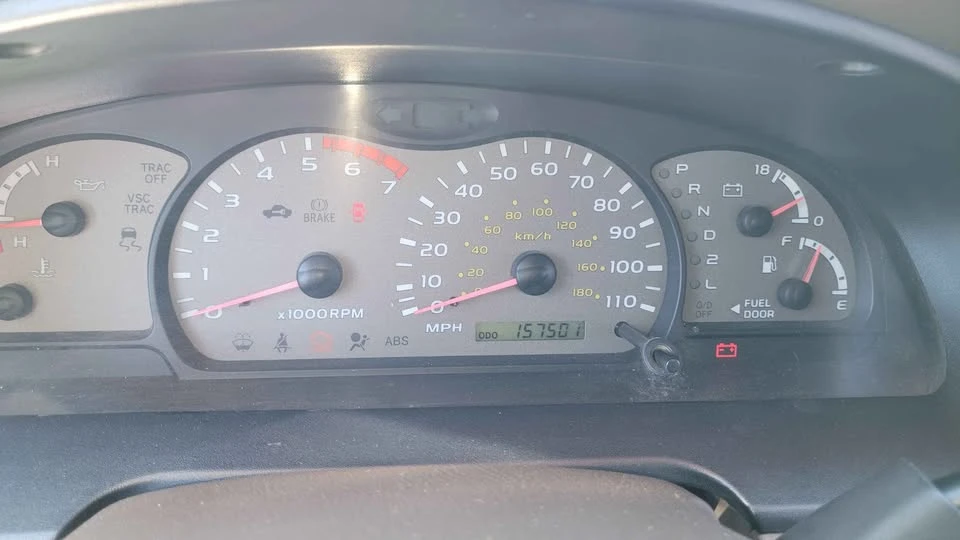 2002 Toyota Sequoia 1st Gen - Image 9 of 9