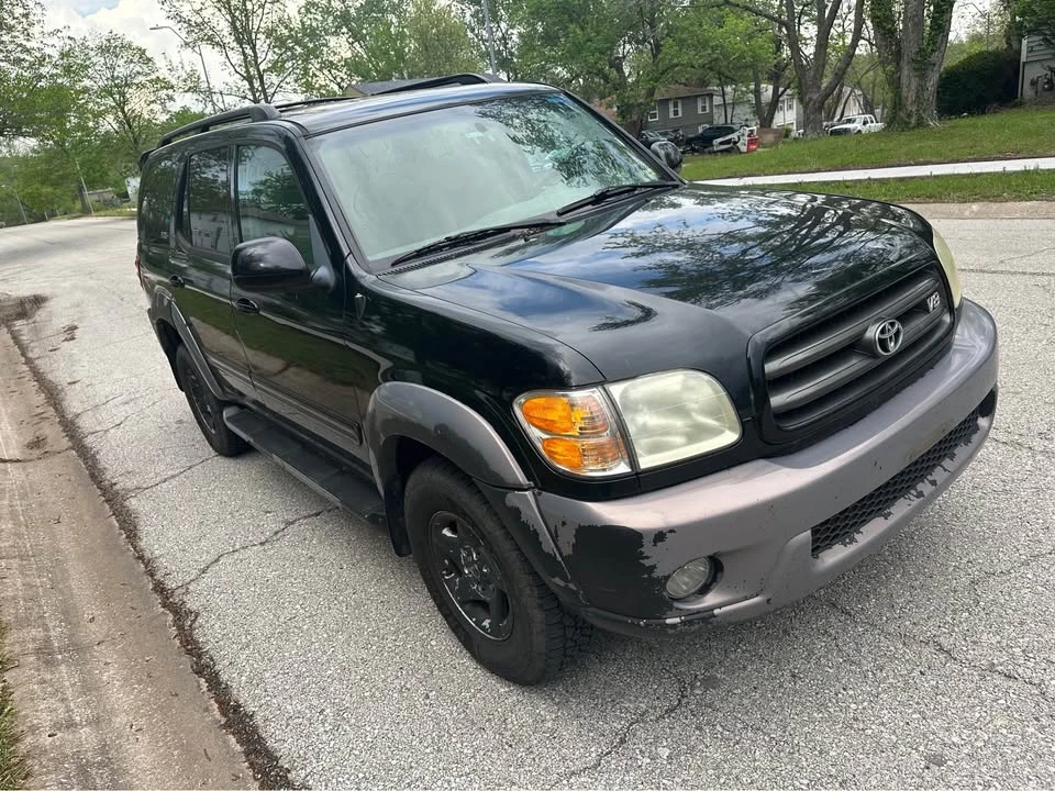 2002 Toyota Sequoia 1st Gen - Image 15 of 16