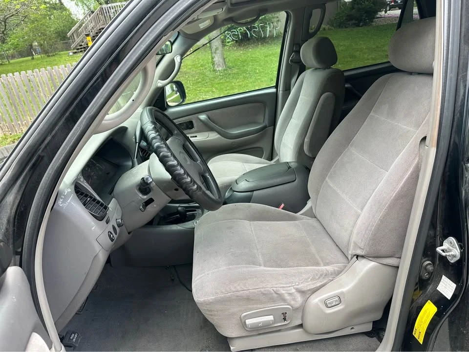 2002 Toyota Sequoia 1st Gen - Image 10 of 16