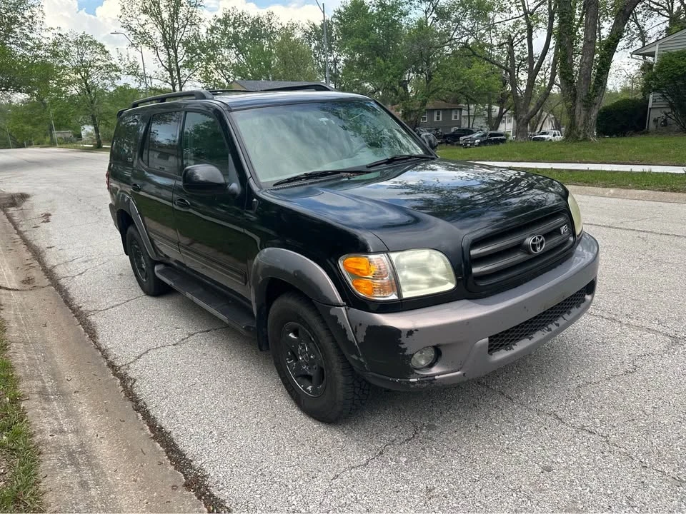 2002 Toyota Sequoia 1st Gen - Image 2 of 16