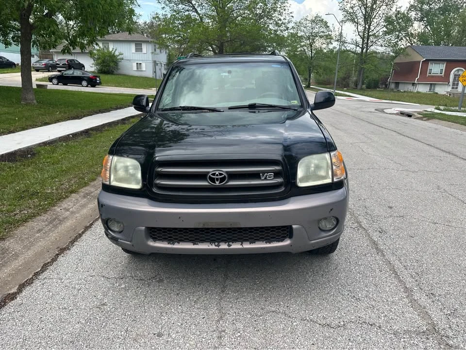 2002 Toyota Sequoia 1st Gen - Image 3 of 16