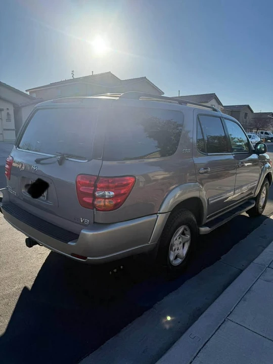 2002 Toyota Sequoia 1st Gen - Image 6 of 20