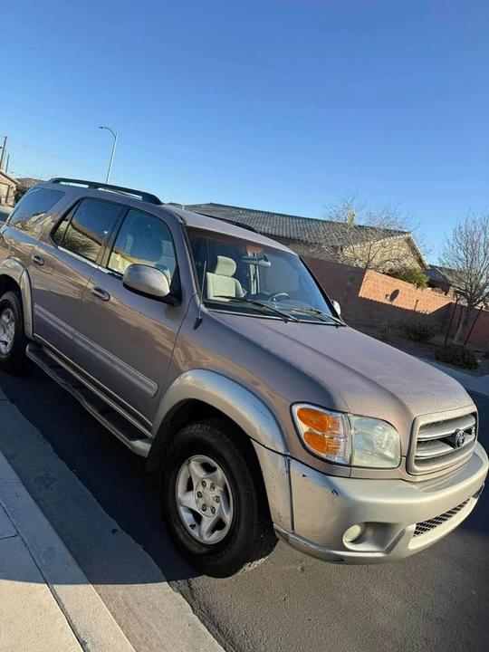 2002 Toyota Sequoia 1st Gen - Image 4 of 20