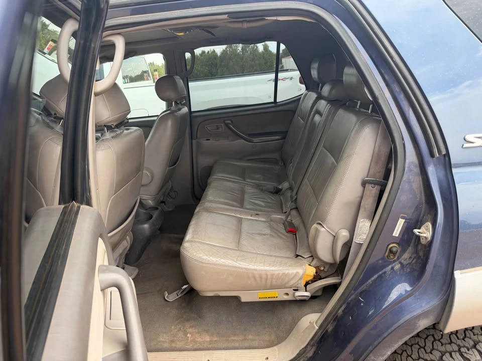 2002 Toyota Sequoia 1st Gen - Image 3 of 6