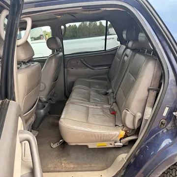 2002 Toyota Sequoia SR5 Sport Utility 4D